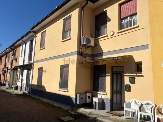 Appartamento in vendita a Trivolzio, Lombardia