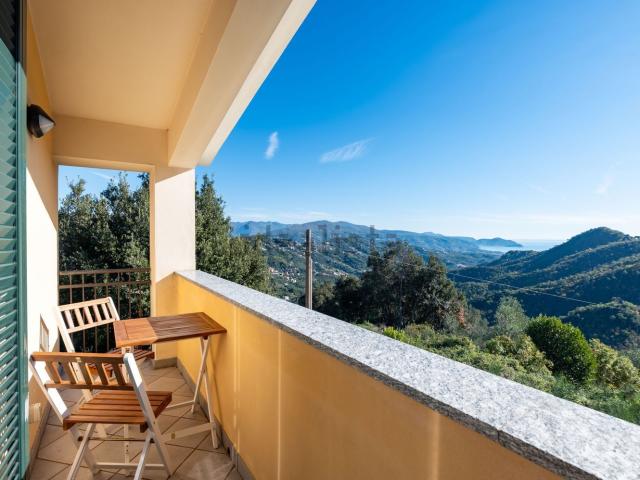 Attico in vendita a Leivi, Liguria