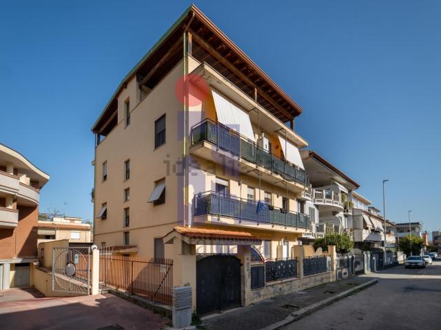 Appartamento in vendita a Campo Boario, Latina