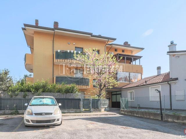Appartamento in vendita a Rimini, Reggio Emilia