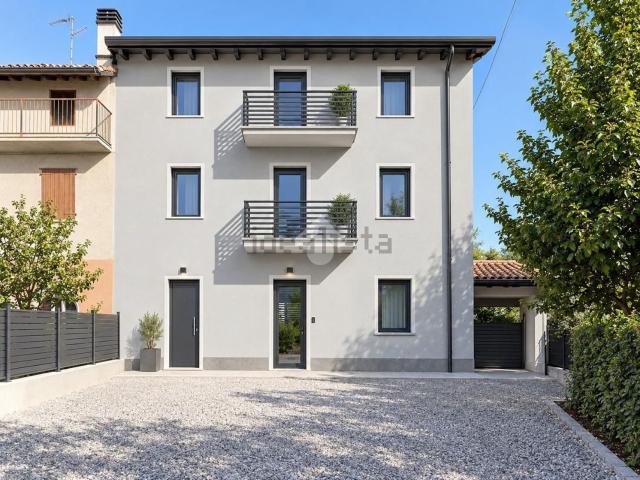 Appartamento in vendita a Santa Caterina / Sante Catarine, Pasian di Prato / Pasian di Prât