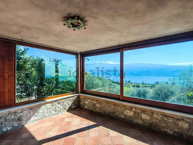 Appartamento in vendita a Comunità Montana Parco Alto Garda bresciano, Toscolano Maderno