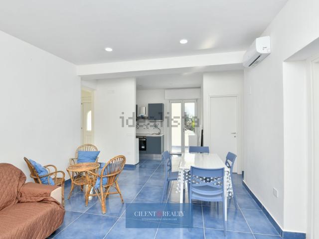 Appartamento in vendita a Castellabate, Campania