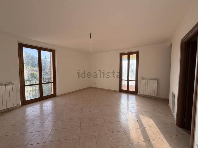 Appartamento in vendita a Foligno, Umbria