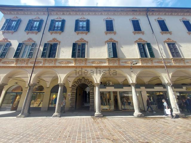 Appartamento in vendita a San Bartolomeo, Como