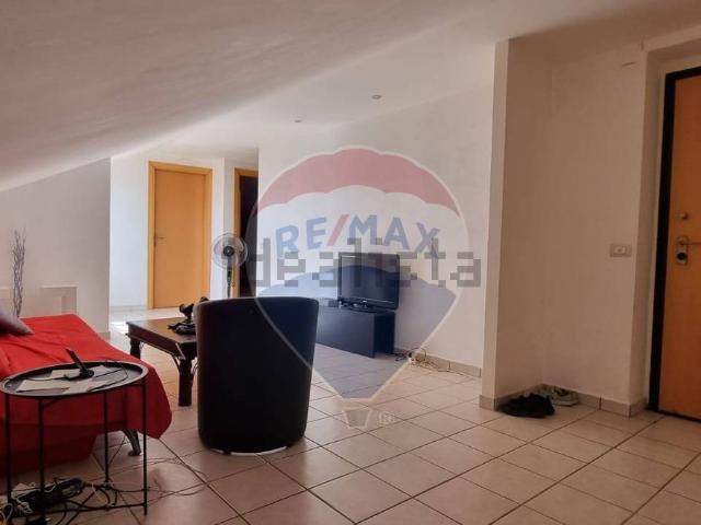 Attico in vendita a Quartiere Provvidenza, Caltanissetta