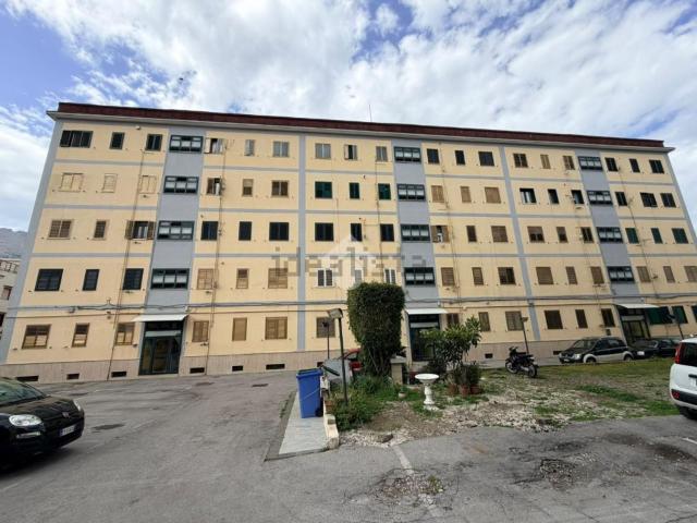 Appartamento in vendita a Pioppaino, Castellammare Di Stabia