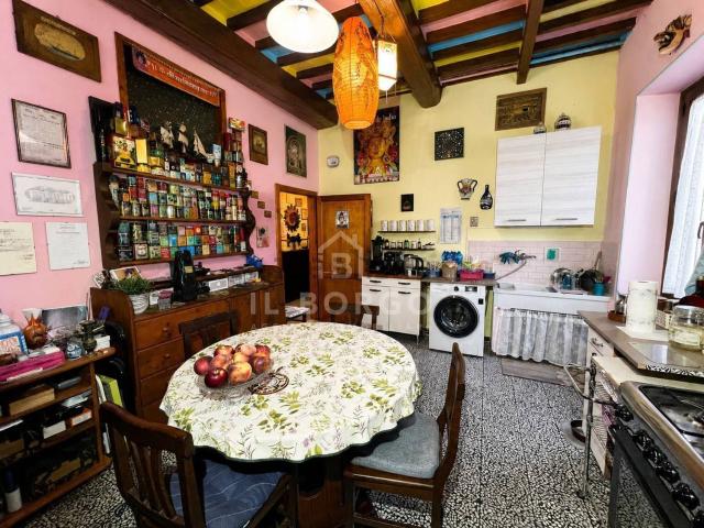 Appartamento in vendita a Uzzano, Toscana