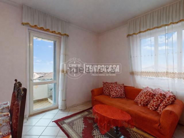 Appartamento in vendita a Montesiro, Besana in Brianza