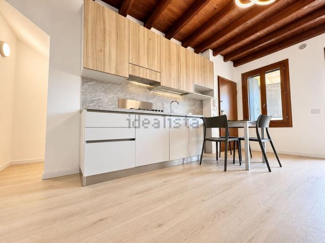 Appartamento in vendita a Este, Padova