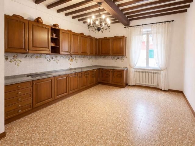 Appartamento in vendita a Bientina, Toscana