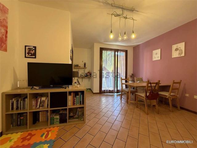 Appartamento in vendita a Traversetolo, Reggio Emilia