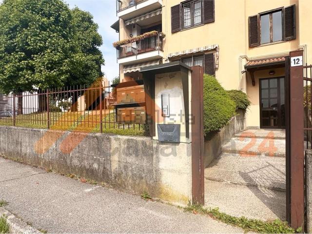 Appartamento in vendita a Cantù, Lombardia