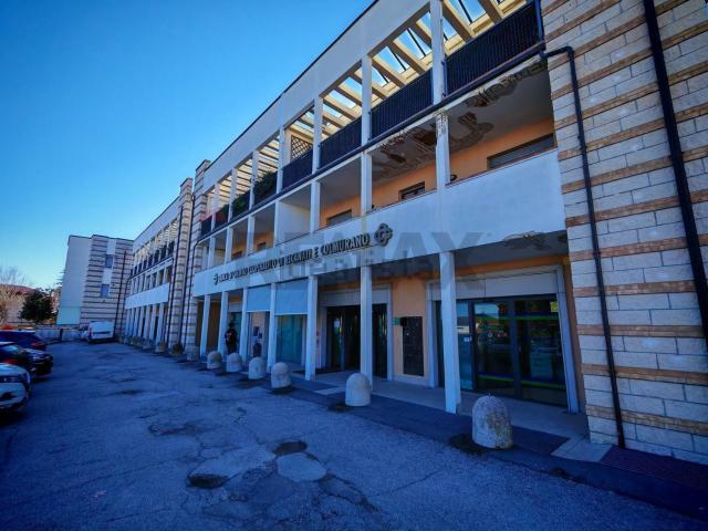 Appartamento in vendita a Marche, Macerata