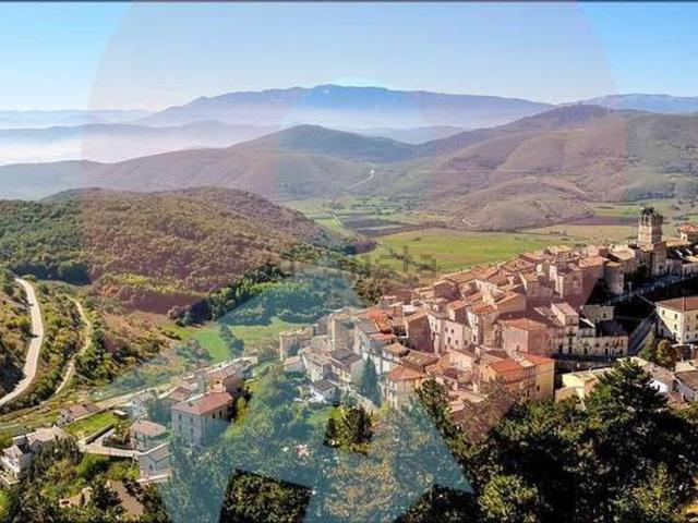 Appartamento in vendita a Villa Santa Lucia Degli Abruzzi, Abruzzo