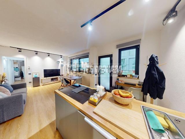 Appartamento in vendita a Garzola, Como