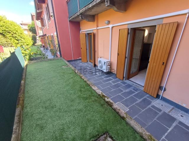 Appartamento in vendita a Capriate San Gervasio, Lombardia