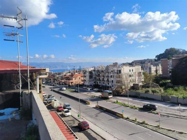 Appartamento in vendita a V Circoscrizione, Messina