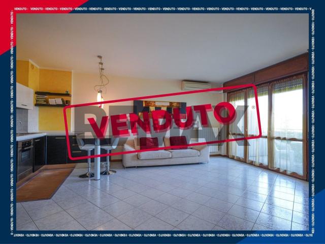 Appartamento in vendita a Osio Sotto, Lombardia