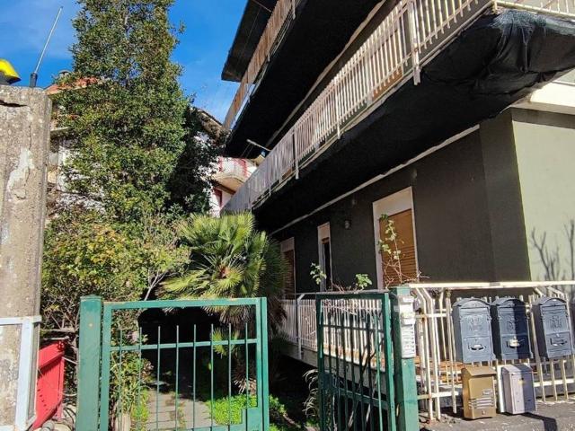 Appartamento in vendita a Linguaglossa, Catania