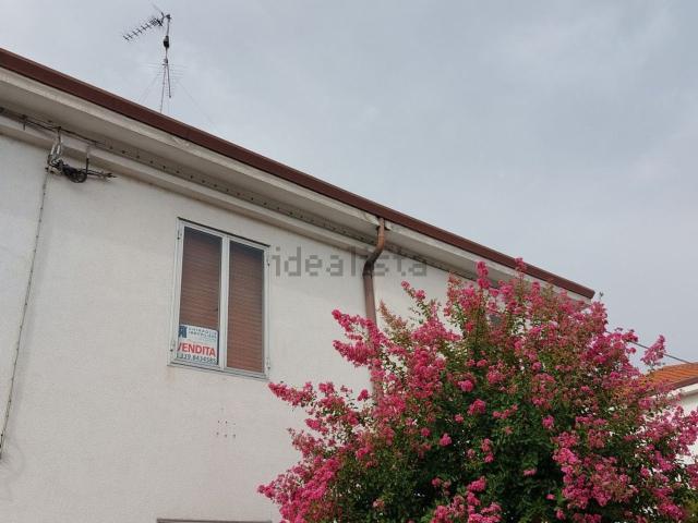 Appartamento in vendita a Lendinara, Rovigo