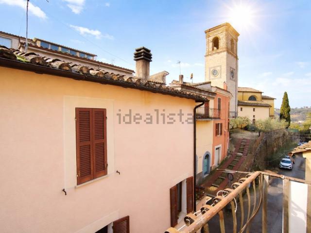 Appartamento in vendita a Terni, Umbria