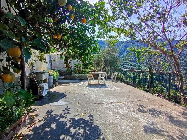 Appartamento in vendita a Il Piano, Rapallo