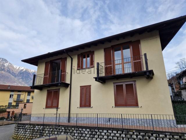 Appartamento in vendita a Rogolo, Lombardia