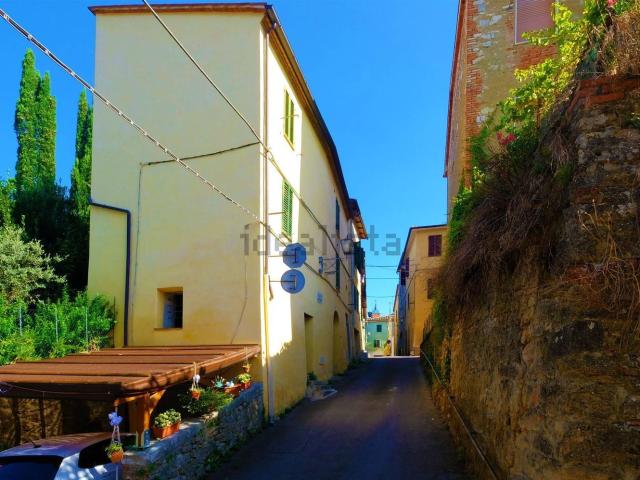 Appartamento in vendita a Asciano, Toscana
