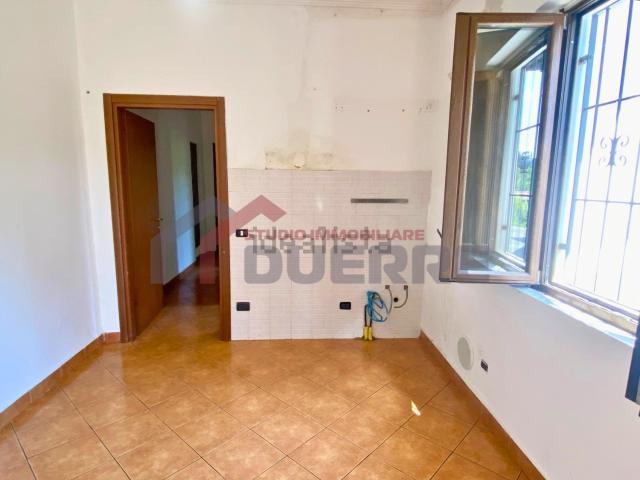 Appartamento in vendita a Como, Lombardia