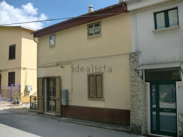 Appartamento in vendita a Rocchetta A Volturno, Molise