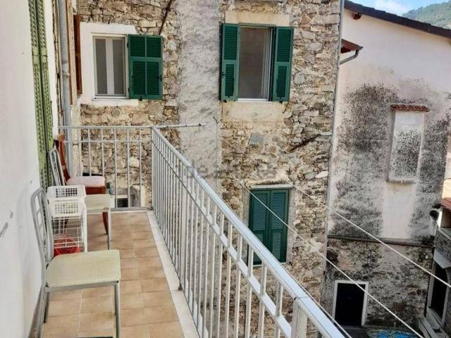 Appartamento in vendita a Dolceacqua, Liguria