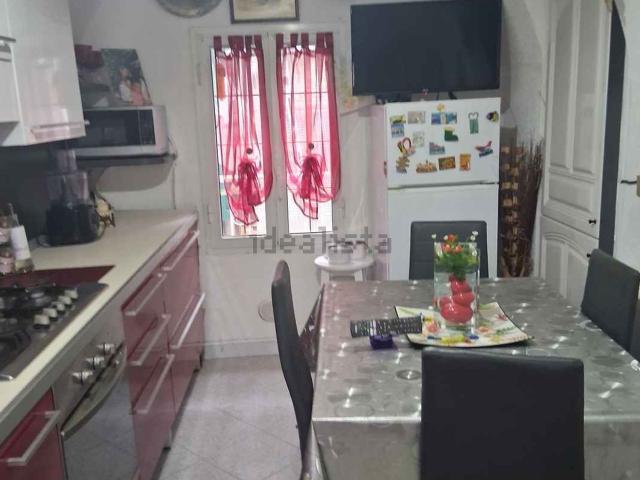 Appartamento in vendita a Camporosso, Liguria