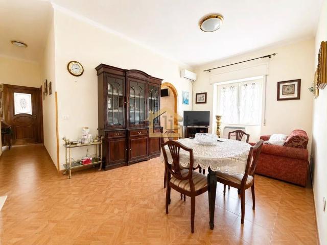 Appartamento in vendita a Piscinola, Napoli
