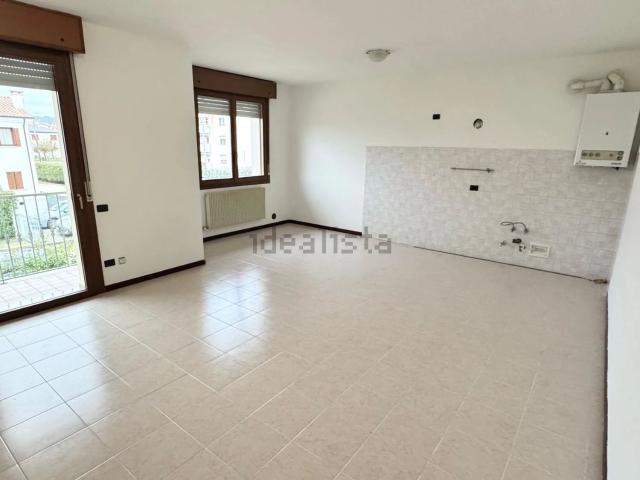 Appartamento in vendita a Cusignana, Giavera Del Montello