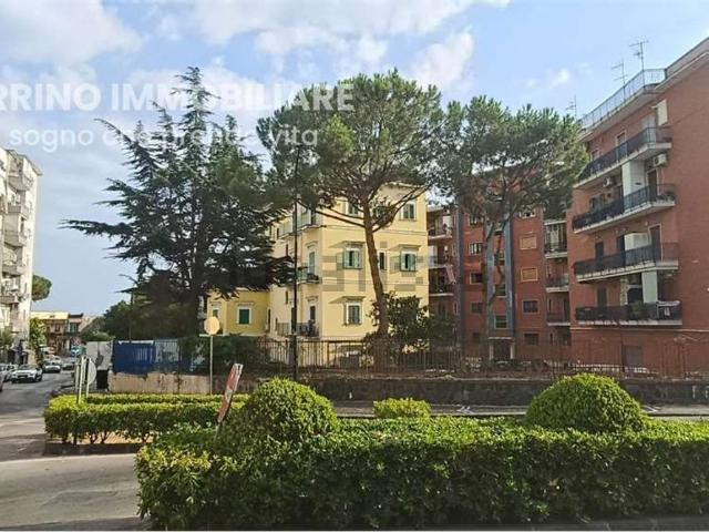 Appartamento in vendita a Portici, Campania