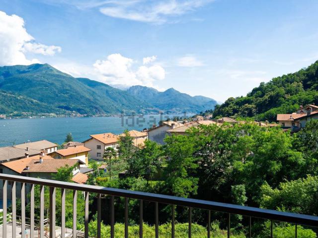 Appartamento in vendita a Musso, Lombardia