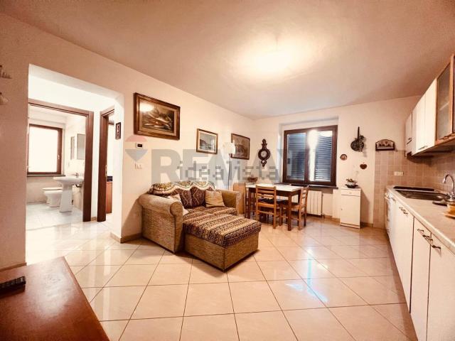 Appartamento in vendita a Castellina Marittima, Toscana