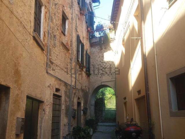 Appartamento in vendita a Pescia, Fibbialla