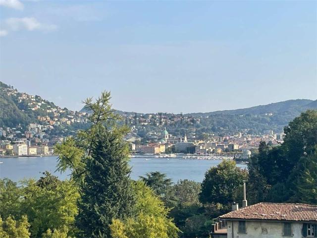 Appartamento in vendita a Sagnino, Como