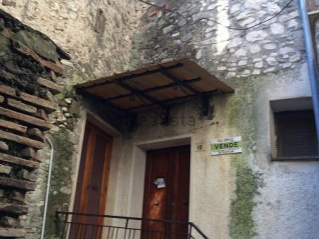 Appartamento in vendita a Patrica, Lazio