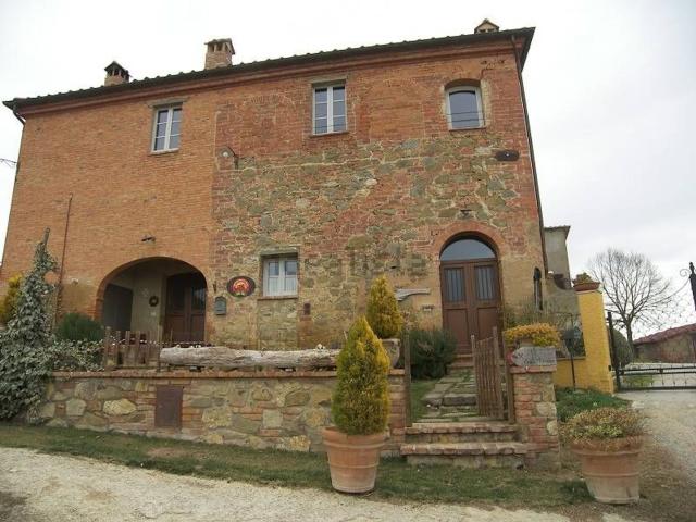 Appartamento in vendita a Lucignano, Toscana