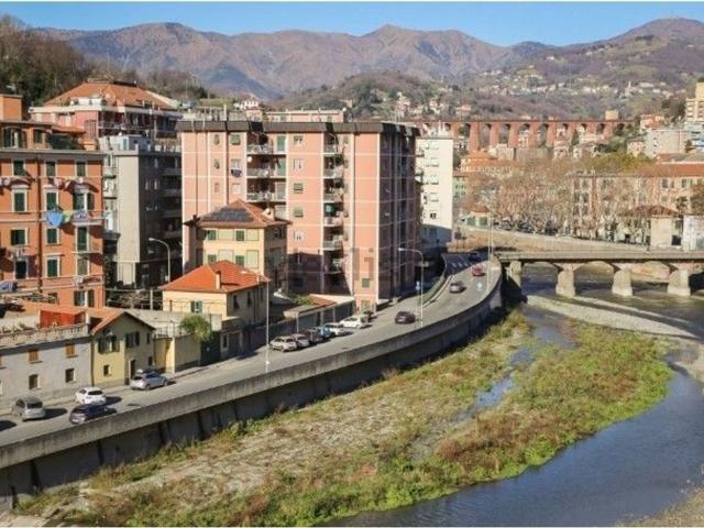 Appartamento in vendita a Val Polcevera, Serra Riccò