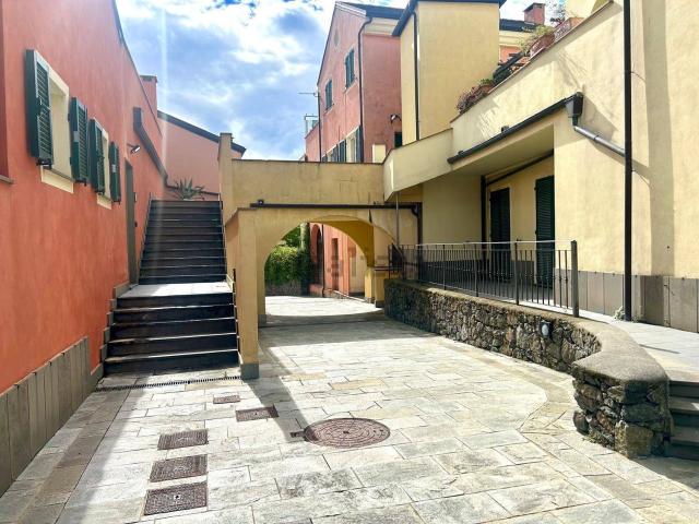 Appartamento in vendita a Luceto, Albisola Superiore