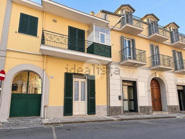 Appartamento in vendita a Sant'Arpino, Caserta