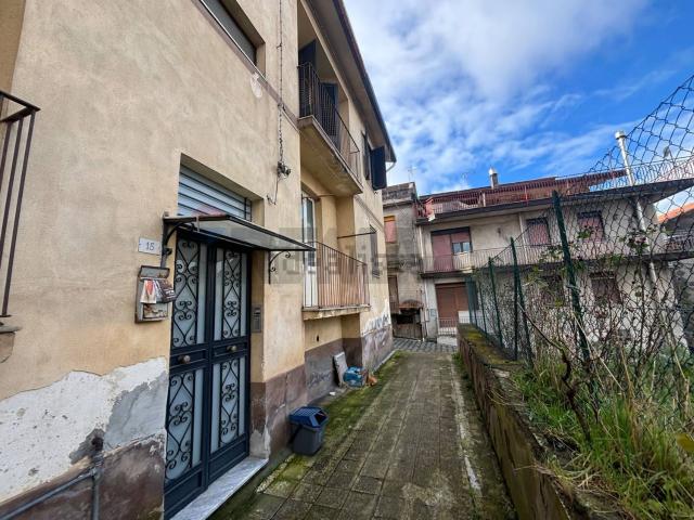 Appartamento in vendita a Maletto, Catania