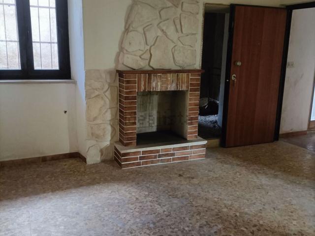 Appartamento in vendita a Pereto, Abruzzo