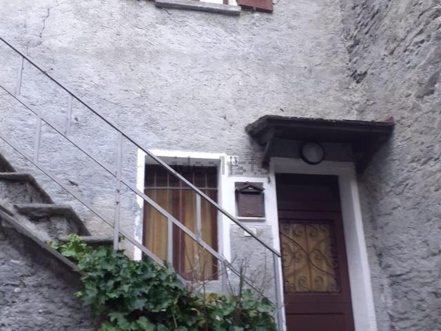 Appartamento in vendita a Spriana, Lombardia