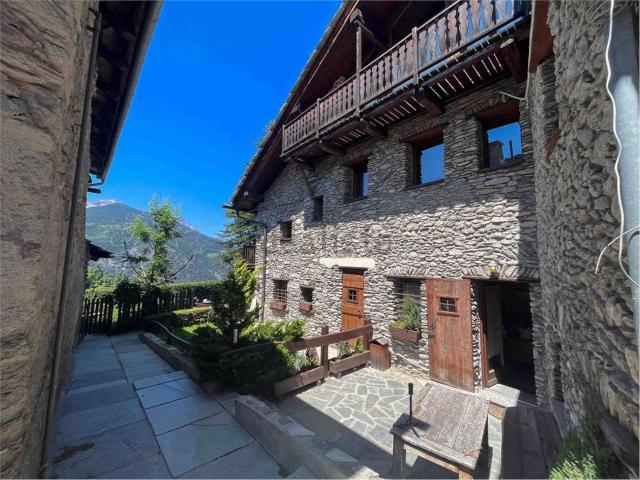 Appartamento in vendita a Jouvenceaux, Piemonte