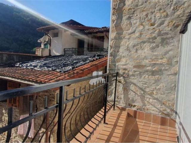 Appartamento in vendita a Trinità, Camporosso